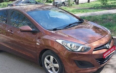 Hyundai i30 II рестайлинг, 2012 год, 1 100 000 рублей, 2 фотография