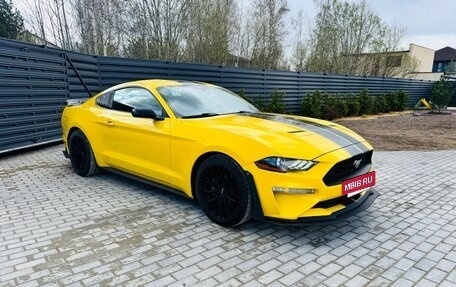 Ford Mustang VI рестайлинг, 2018 год, 3 200 000 рублей, 2 фотография