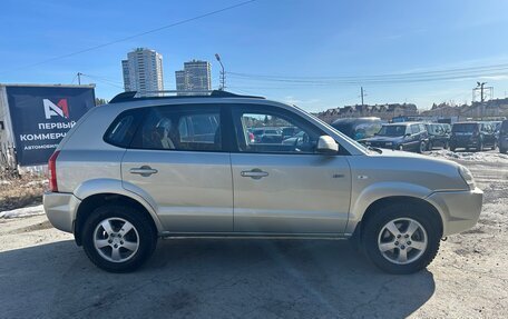 Hyundai Tucson III, 2008 год, 895 000 рублей, 4 фотография