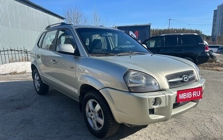 Hyundai Tucson III, 2008 год, 895 000 рублей, 3 фотография