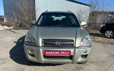 Hyundai Tucson III, 2008 год, 895 000 рублей, 2 фотография