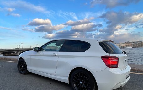 BMW 1 серия, 2012 год, 1 250 000 рублей, 3 фотография
