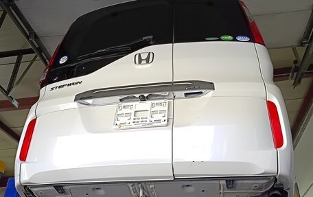 Honda Stepwgn IV, 2020 год, 2 000 000 рублей, 3 фотография