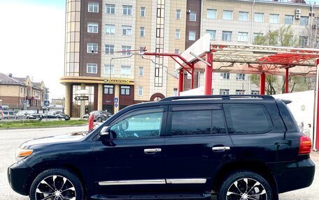 Toyota Land Cruiser 200, 2015 год, 5 599 999 рублей, 6 фотография