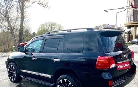 Toyota Land Cruiser 200, 2015 год, 5 599 999 рублей, 5 фотография