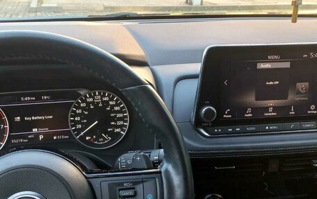 Nissan Rogue, 2022 год, 2 300 000 рублей, 13 фотография