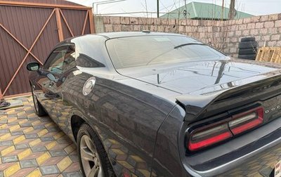 Dodge Challenger III рестайлинг 2, 2017 год, 1 650 000 рублей, 1 фотография