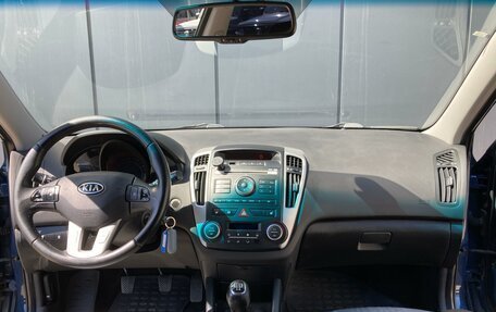 KIA cee'd I рестайлинг, 2010 год, 650 000 рублей, 9 фотография