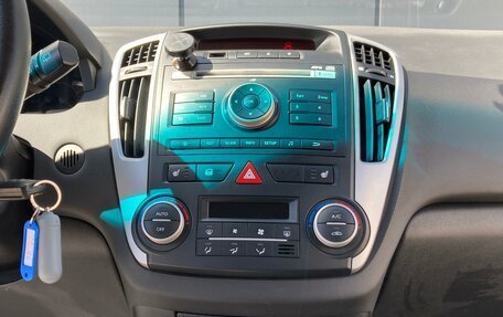 KIA cee'd I рестайлинг, 2010 год, 650 000 рублей, 11 фотография