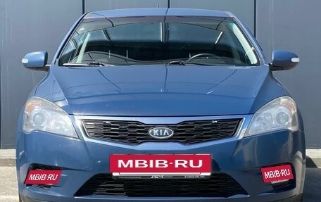 KIA cee'd I рестайлинг, 2010 год, 650 000 рублей, 2 фотография