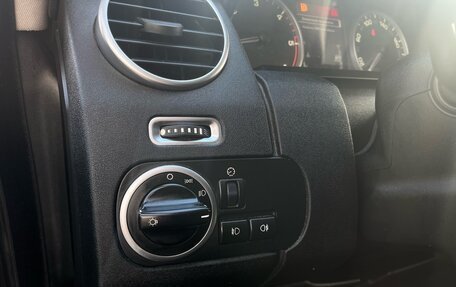 Land Rover Discovery IV, 2011 год, 1 639 000 рублей, 16 фотография