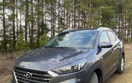 Hyundai Tucson III, 2019 год, 2 080 000 рублей, 2 фотография