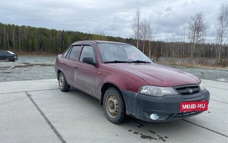 Daewoo Nexia I рестайлинг, 2011 год, 300 000 рублей, 3 фотография