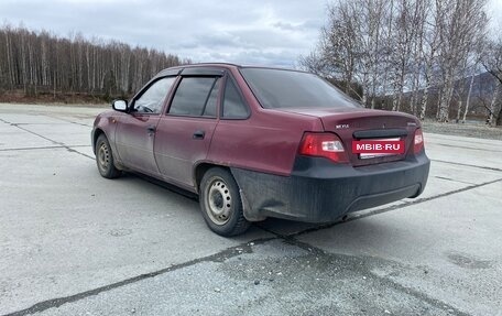 Daewoo Nexia I рестайлинг, 2011 год, 300 000 рублей, 2 фотография
