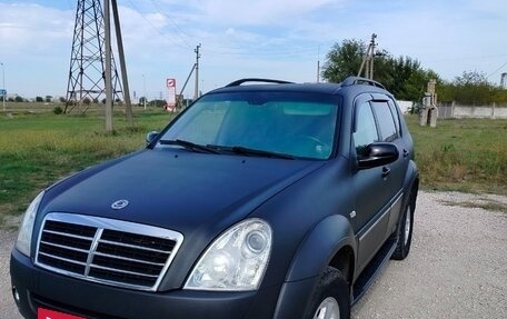 SsangYong Rexton III, 2010 год, 1 000 000 рублей, 2 фотография