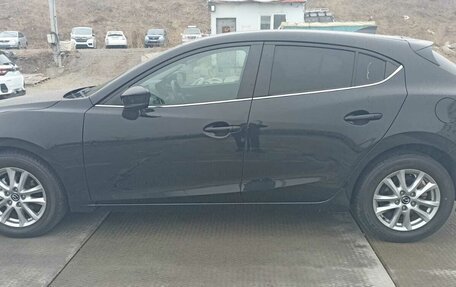 Mazda Axela, 2017 год, 1 750 000 рублей, 9 фотография
