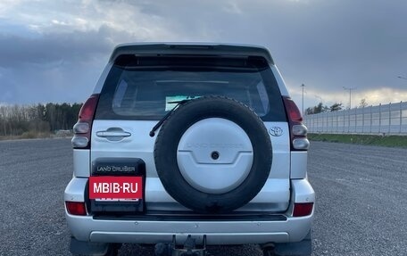 Toyota Land Cruiser Prado 120 рестайлинг, 2003 год, 2 250 000 рублей, 7 фотография