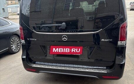 Mercedes-Benz V-Класс, 2024 год, 25 500 000 рублей, 13 фотография