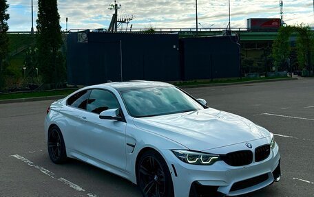 BMW M4, 2019 год, 5 900 000 рублей, 4 фотография