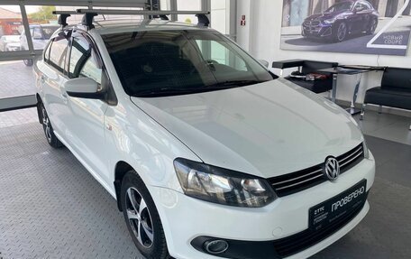 Volkswagen Polo VI (EU Market), 2014 год, 670 000 рублей, 3 фотография