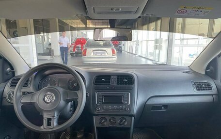 Volkswagen Polo VI (EU Market), 2014 год, 670 000 рублей, 17 фотография