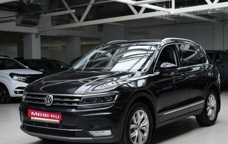 Volkswagen Tiguan II, 2017 год, 2 350 000 рублей, 3 фотография