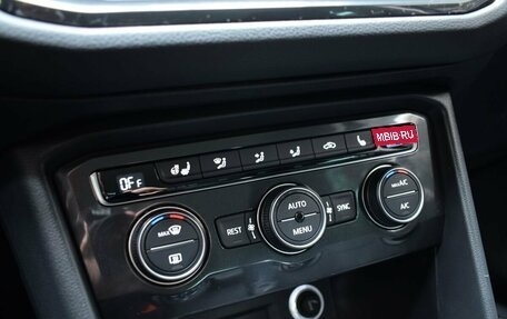 Volkswagen Tiguan II, 2017 год, 2 350 000 рублей, 14 фотография