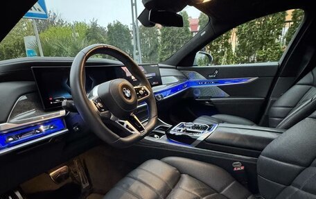 BMW 7 серия, 2022 год, 22 000 000 рублей, 7 фотография
