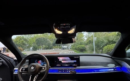 BMW 7 серия, 2022 год, 22 000 000 рублей, 10 фотография