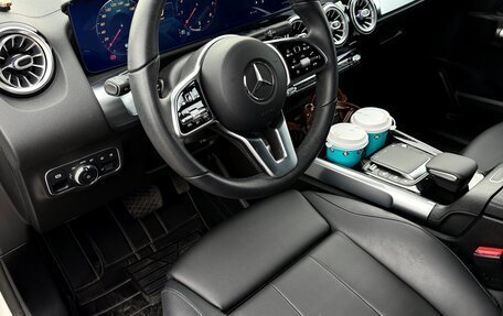 Mercedes-Benz GLB, 2020 год, 3 990 000 рублей, 9 фотография