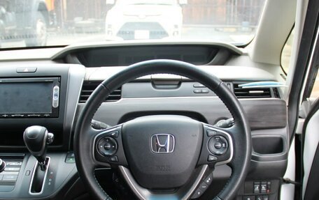 Honda Freed II, 2021 год, 1 930 000 рублей, 12 фотография
