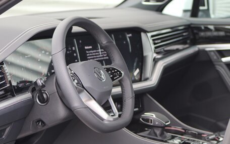 Volkswagen Touareg III, 2024 год, 12 500 000 рублей, 6 фотография