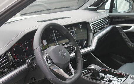 Volkswagen Touareg III, 2024 год, 12 500 000 рублей, 7 фотография
