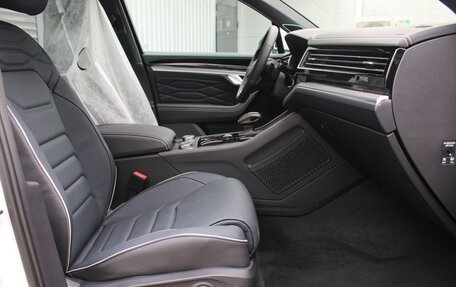 Volkswagen Touareg III, 2024 год, 12 500 000 рублей, 12 фотография