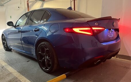 Alfa Romeo Giulia II, 2017 год, 3 400 000 рублей, 3 фотография