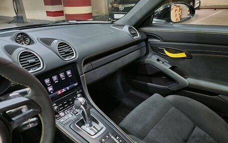 Porsche Cayman GT4, 2022 год, 14 000 000 рублей, 29 фотография