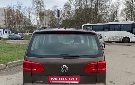 Volkswagen Touran III, 2012 год, 900 000 рублей, 7 фотография