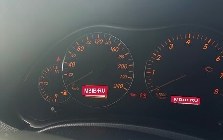 Toyota Avensis III рестайлинг, 2005 год, 870 000 рублей, 12 фотография