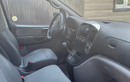 Hyundai Grand Starex Grand Starex I рестайлинг 2, 2010 год, 890 000 рублей, 6 фотография