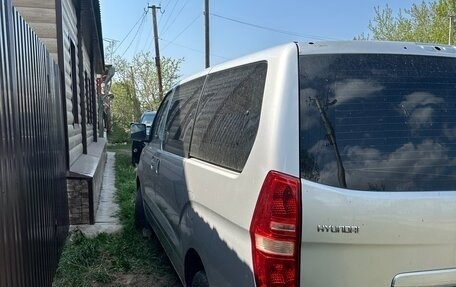 Hyundai Grand Starex Grand Starex I рестайлинг 2, 2010 год, 890 000 рублей, 5 фотография