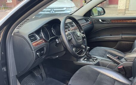 Skoda Superb III рестайлинг, 2010 год, 1 079 000 рублей, 7 фотография