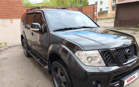 Nissan Pathfinder, 2012 год, 2 300 000 рублей, 2 фотография