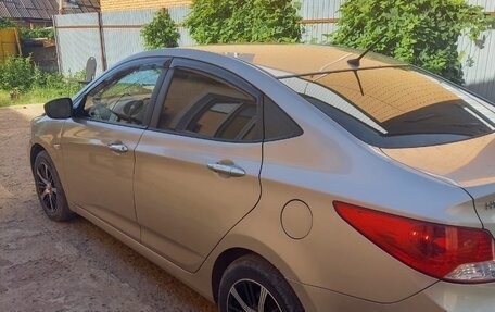 Hyundai Solaris II рестайлинг, 2012 год, 550 000 рублей, 3 фотография
