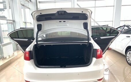 Volkswagen Jetta VI, 2013 год, 919 000 рублей, 7 фотография