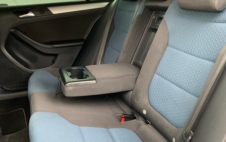 Volkswagen Jetta VI, 2013 год, 919 000 рублей, 16 фотография