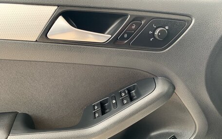 Volkswagen Jetta VI, 2013 год, 919 000 рублей, 17 фотография