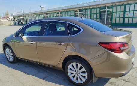 Opel Astra J, 2013 год, 1 150 000 рублей, 5 фотография