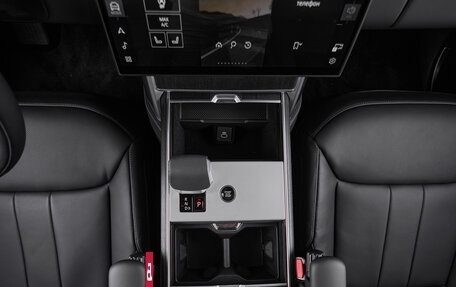 Land Rover Range Rover IV рестайлинг, 2025 год, 31 000 000 рублей, 24 фотография