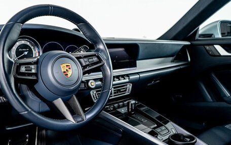 Porsche 911, 2022 год, 28 515 940 рублей, 18 фотография