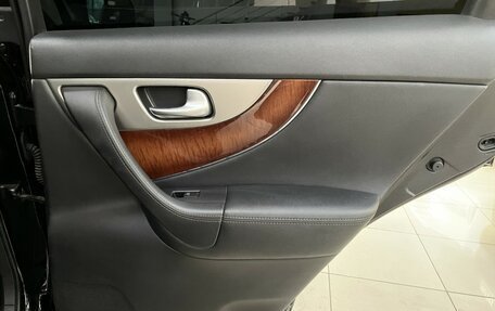 Infiniti QX70, 2013 год, 2 287 000 рублей, 18 фотография